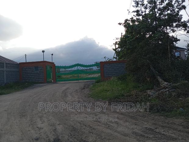 Kitengela Acacia - main view