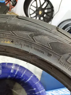 245/40r18 Forceum Tyre