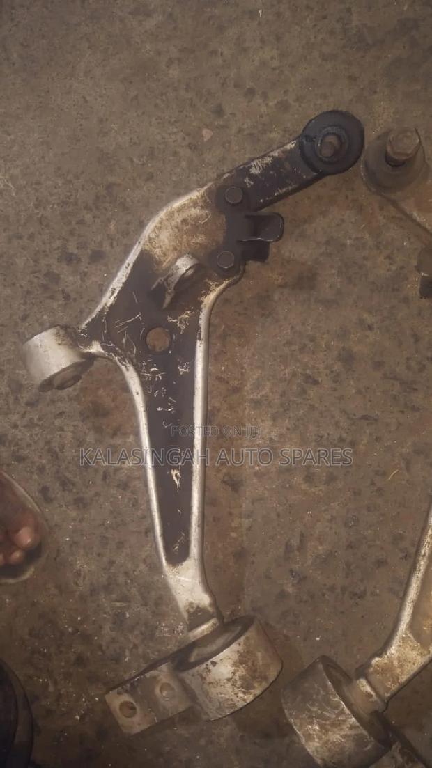 Control Arm Nissan X-Trail T30 - main view