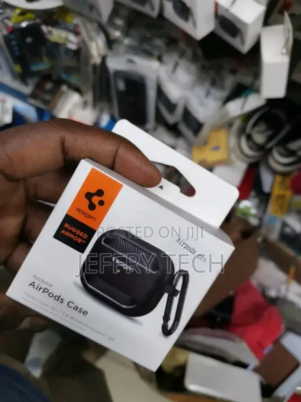Spigen Airpods Pro Case Rugged Armor - Black