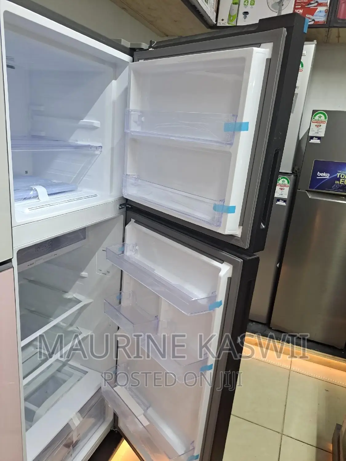 Samsung RT35CB56218A Top Mount Freezer, 348L - White Navy