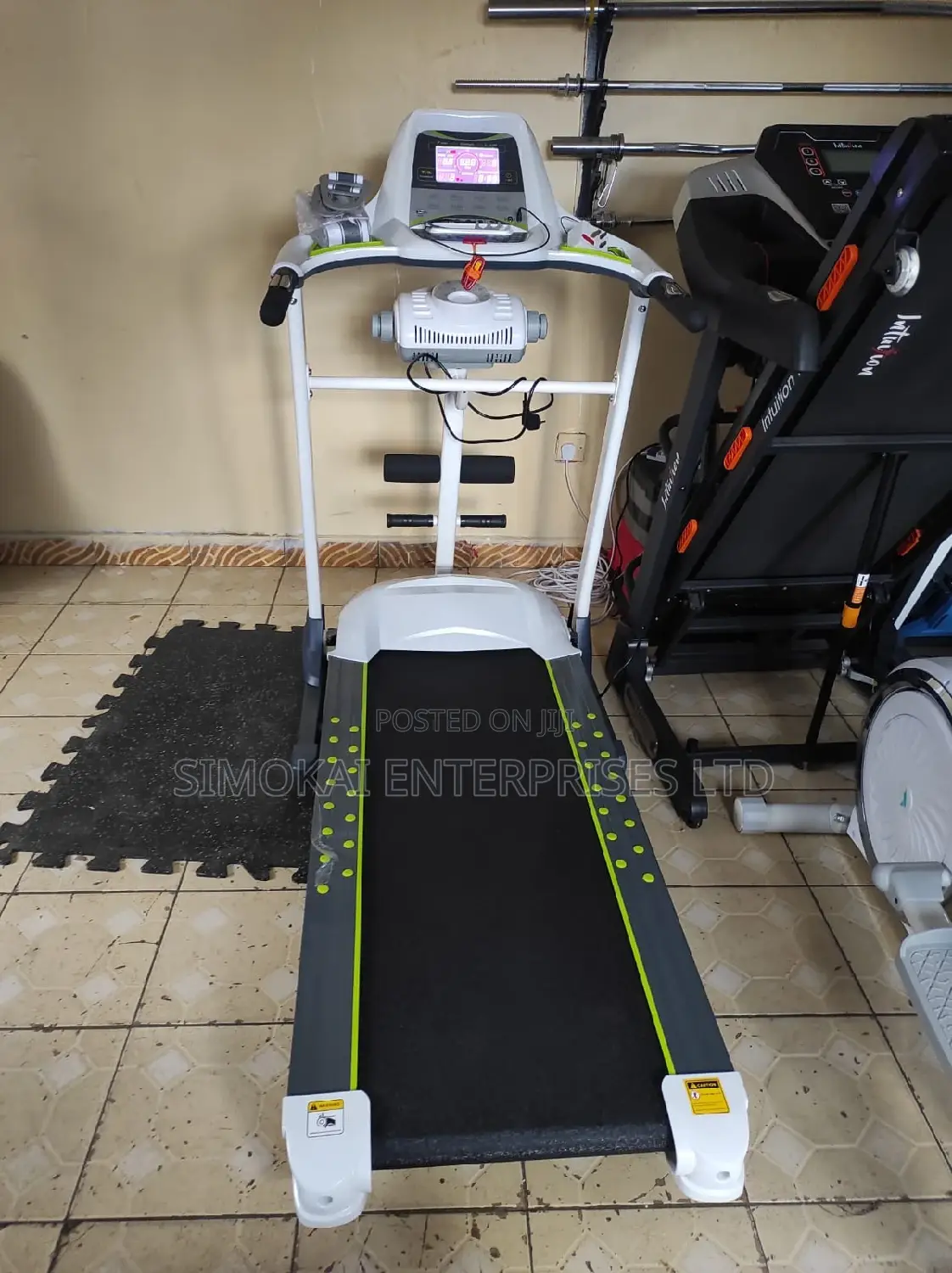 New Homeuse Treadmill With Incline Massager
