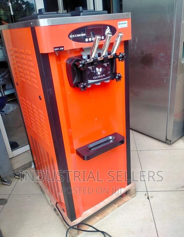 Workable Ice Cream Maker Machine - main view