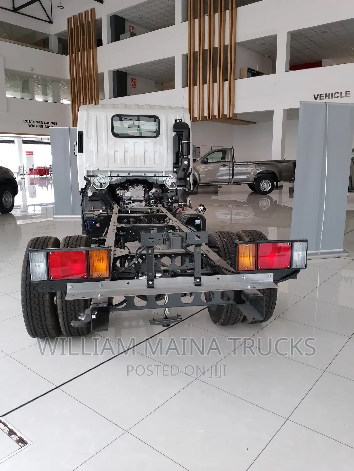 Isuzu NMR Chassis