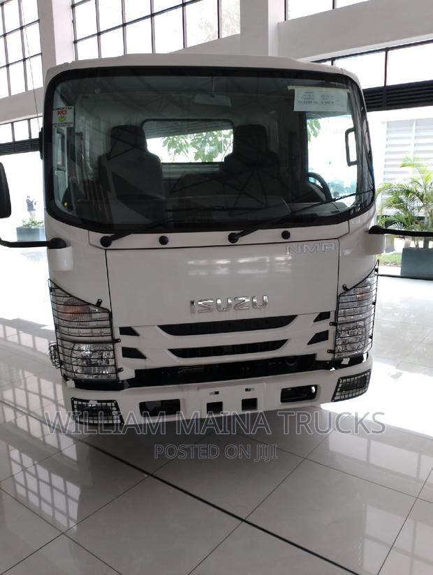 Isuzu NMR Chassis