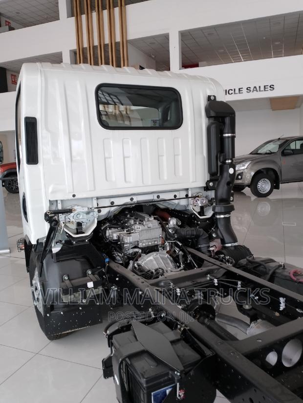 Isuzu NMR Chassis - thumbnail 6
