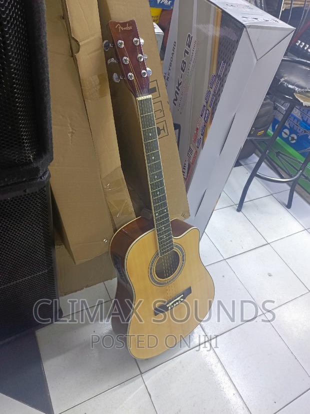 Fender Semi Acoustic Guitar'r - thumbnail 4