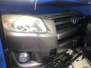 Toyota Rav 4 Ac36 Nosecut(Non Xenon)