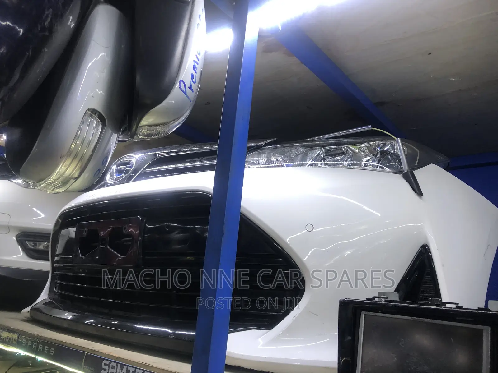Toyota Fielder 2018 Complete Nosecut