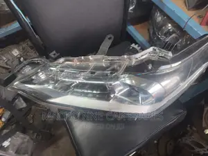 Toyota Fielder 2015 165 Xenon Headlight