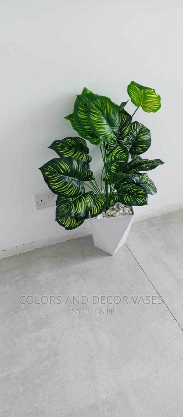 Artificial Plants and Vases/Baskets Plus Stand - main view