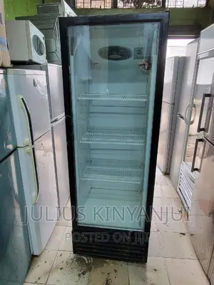 400l Showcase Fridge