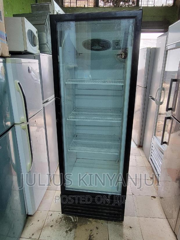 400l Showcase Fridge - thumbnail 3
