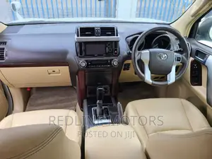 Toyota Land Cruiser Prado 2.7 2018 Pearl