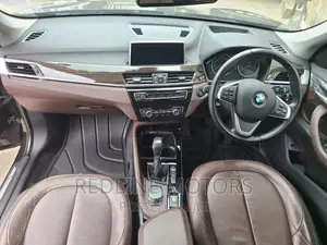 BMW X1 xDrive28i AWD 2016 Black