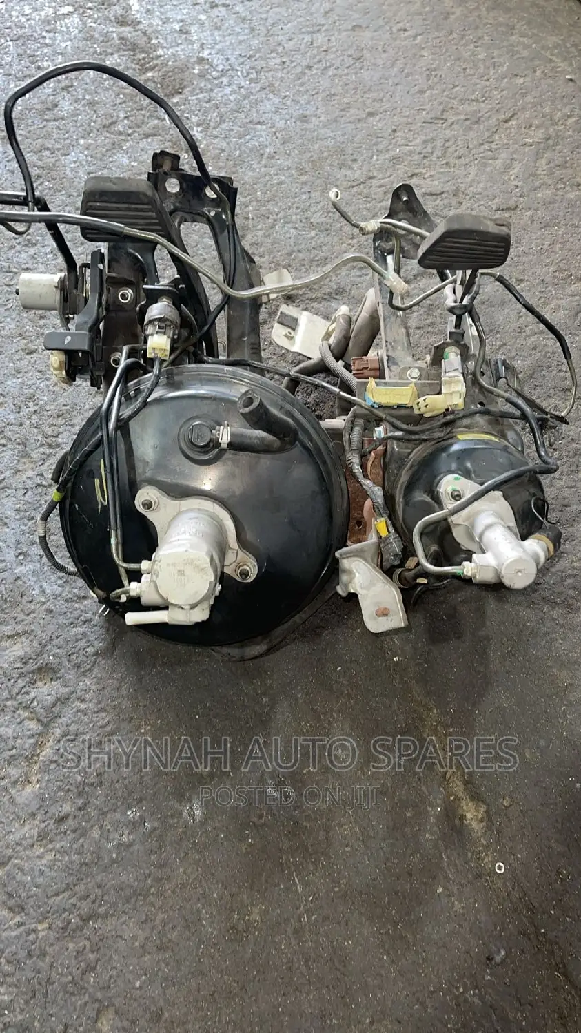 Mitsubishi Canter 4B10 Brake Booster Clutch Booster