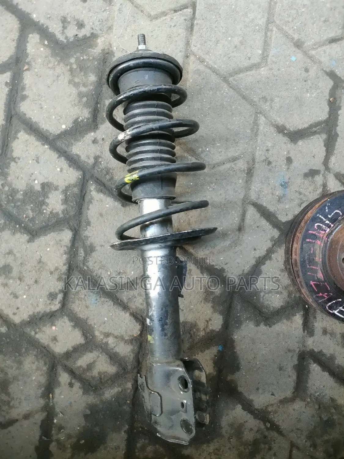 Toyota Vitz Front Shock