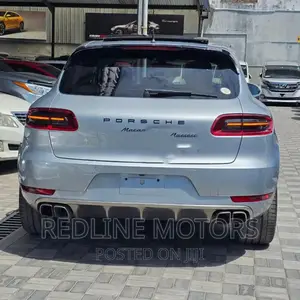 Porsche Macan Turbo 2016 Gray