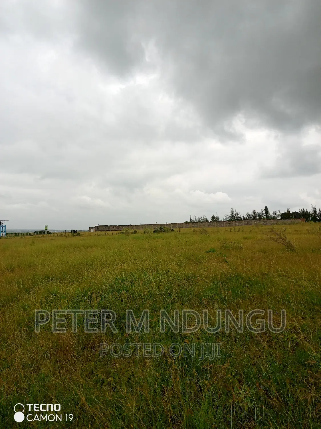 Plots on Sale, Joska