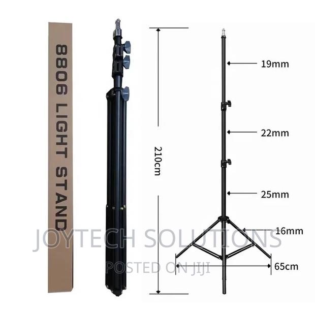 8806 Light Stand. 2.1 Height , Upto 5kg