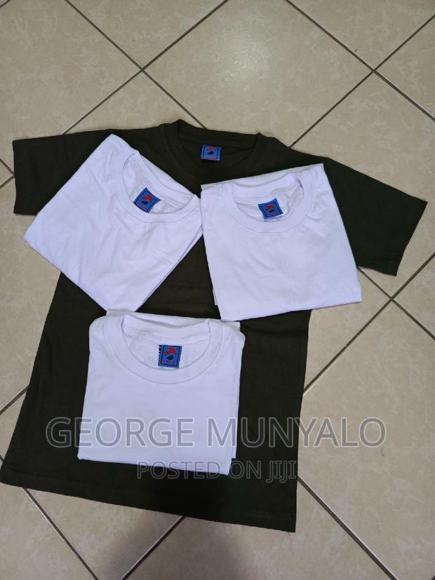 Quality White Round Neck T-Shirts - main view
