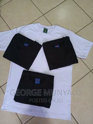 Black Unisex Plain T-Shirts, Round Neck T-Shirts