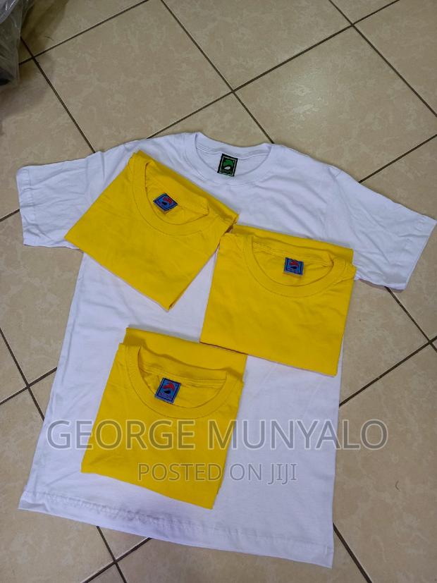 Unisex Yellow Plain T-Shirts, Round Neck T-Shirts
