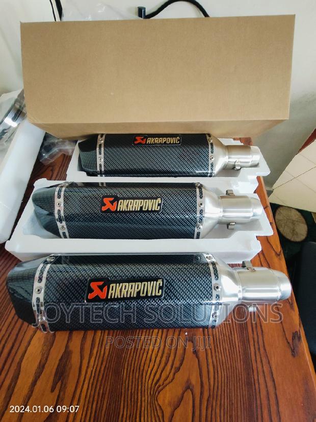 New Arrival Motorcycle Akrapovic Exhaust System.