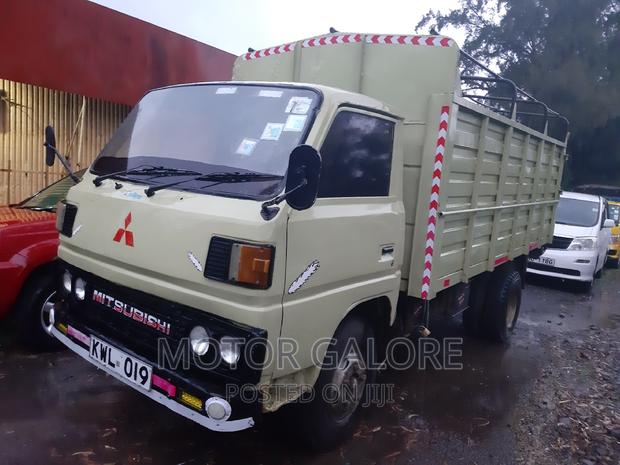 Mitsubishi Canter - thumbnail 5