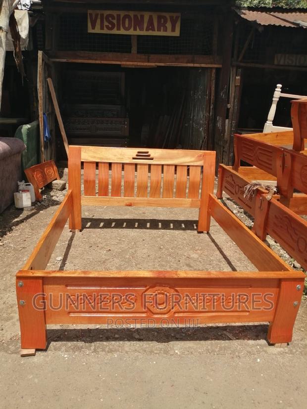 Mahogany Hardwood Beds 4*6 Feets. - thumbnail 2