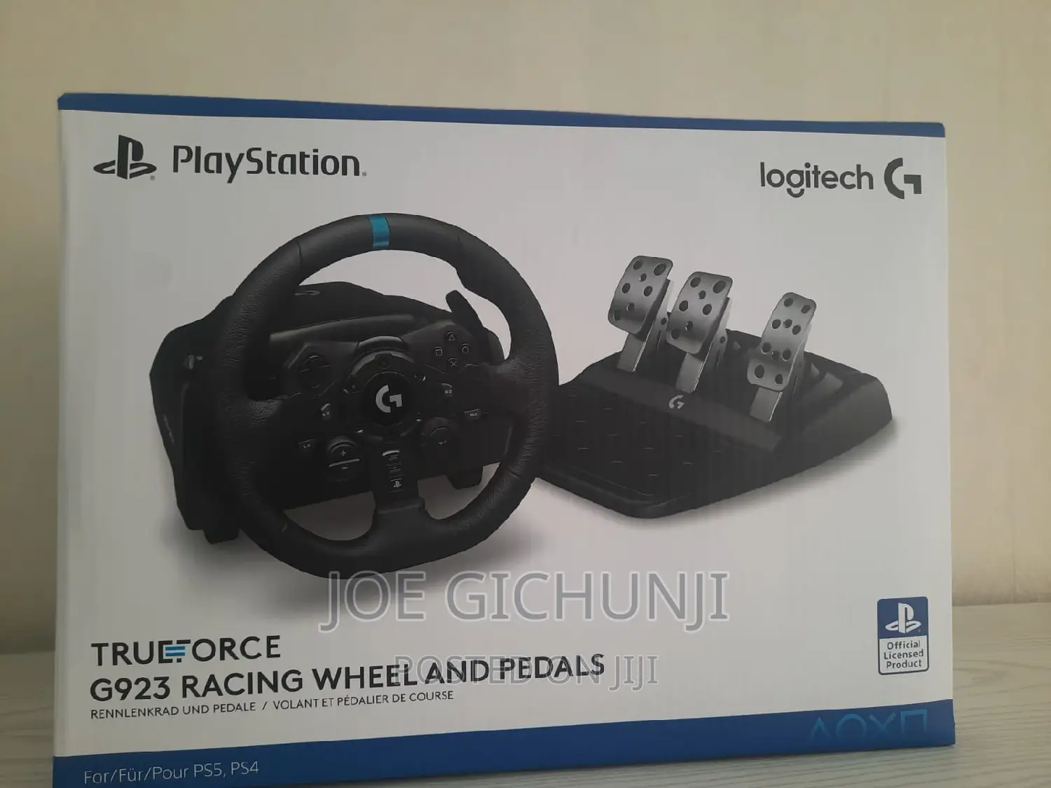 Logitech G G923 Trueforce Sim Racing Wheel and Pedals