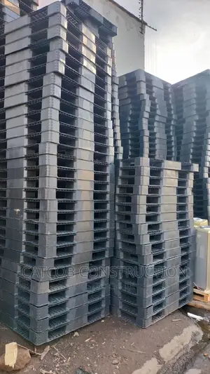 Black Pallets Plastic