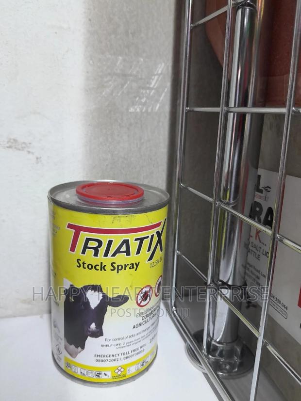 Stock Spray Triatix 250ml Acaricide - main view