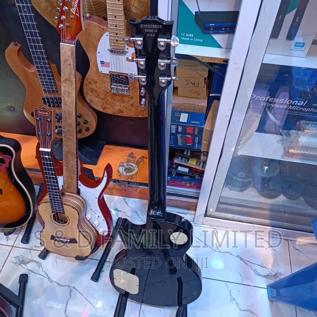 Gibson Les Paul Standard Guitar - thumbnail 2