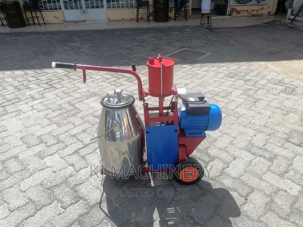 Milking Machine Single Bucket Single Phase - thumbnail 3