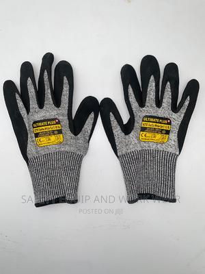 Best Ulitimate Cut Resistant Gloves - thumbnail 2