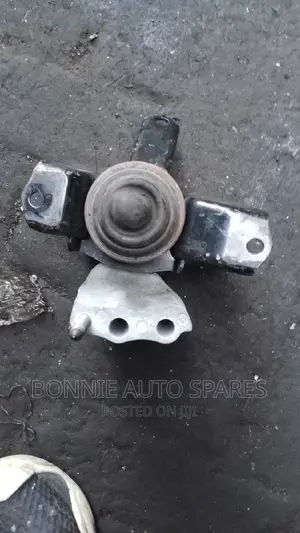 Passo New Model 2015-2017 Engine Mounting