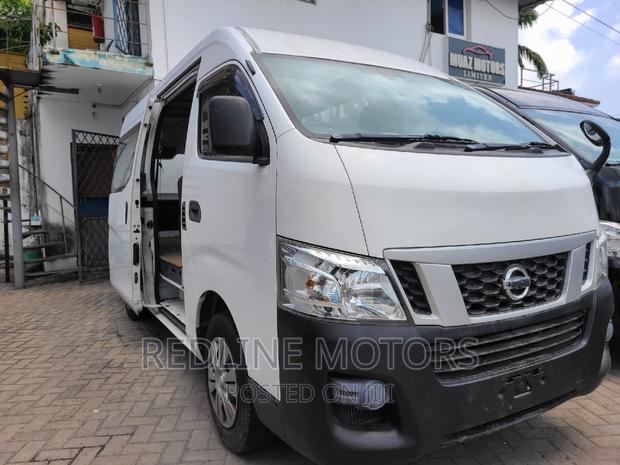 Nissan Caravan (Urvan) 2016 White - thumbnail 2