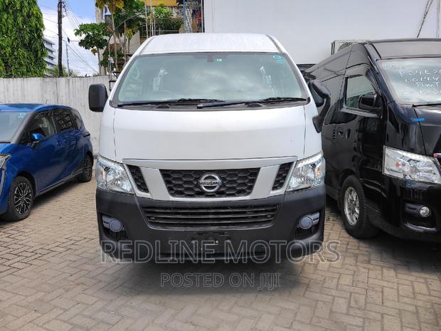 Nissan Caravan (Urvan) 2016 White