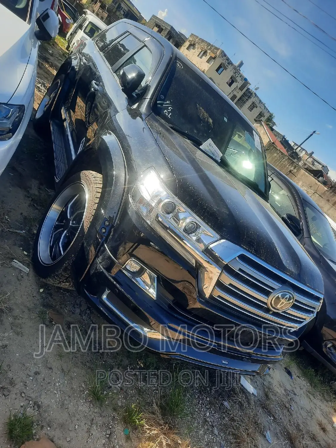 Toyota Land Cruiser 4.6 V8 AX 2017 Black