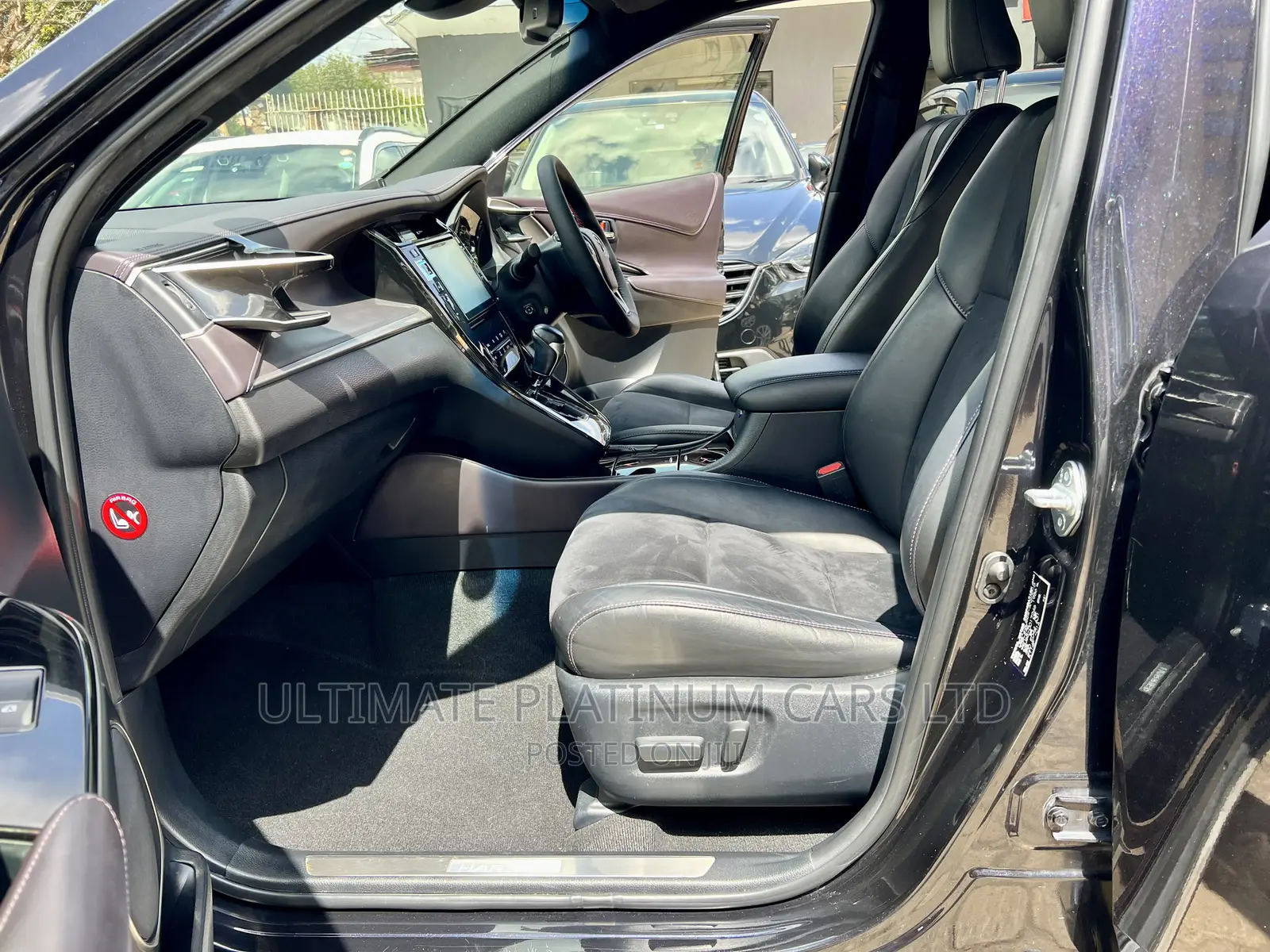 Toyota Harrier 2.0 4WD 2016 Purple