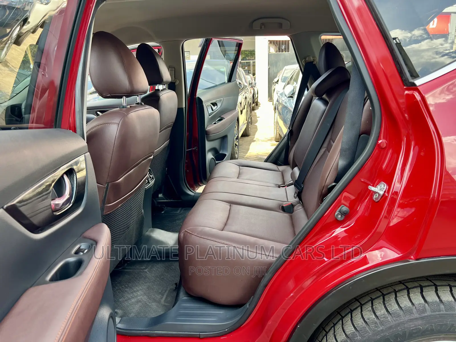 Nissan X-Trail 2.0 Petrol AWD 2016 Red