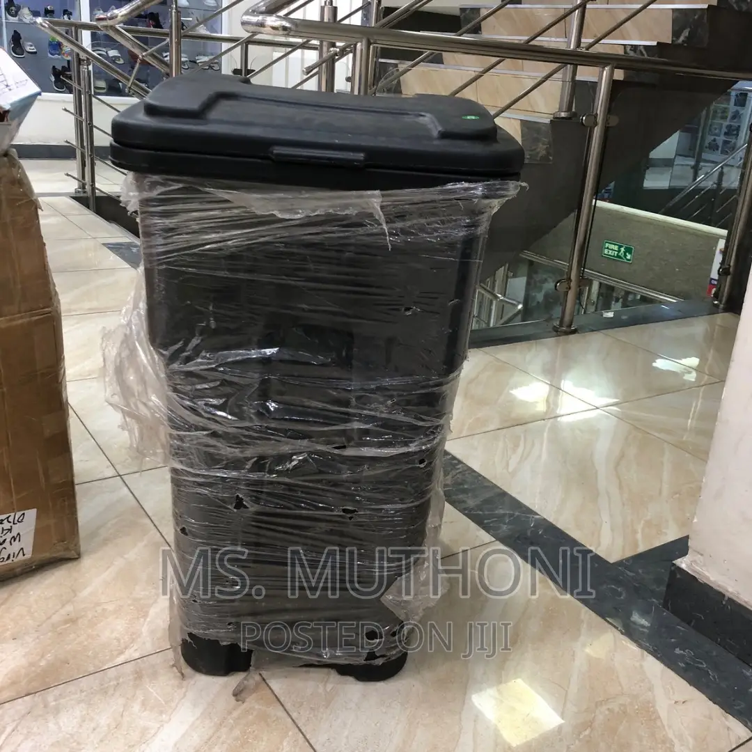 Big Capacity Dustbins 50 L ,80L ,100L
