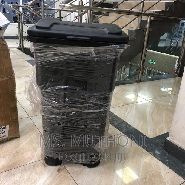 Big Capacity Dustbins 50 L ,80L ,100L - thumbnail 2