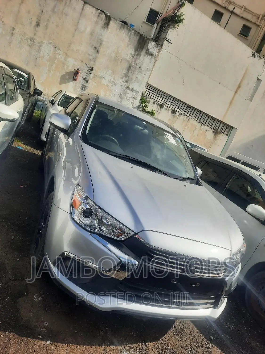 Mitsubishi RVR 2017 Silver