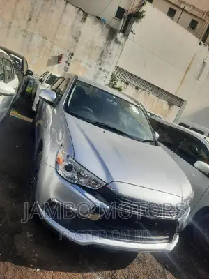 Mitsubishi RVR 2017 Silver