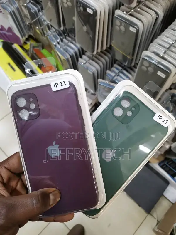 iPhone 11 Green Frosted Glass Soft Silicone Border Case