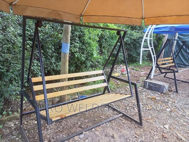 Garden Swing - thumbnail 2