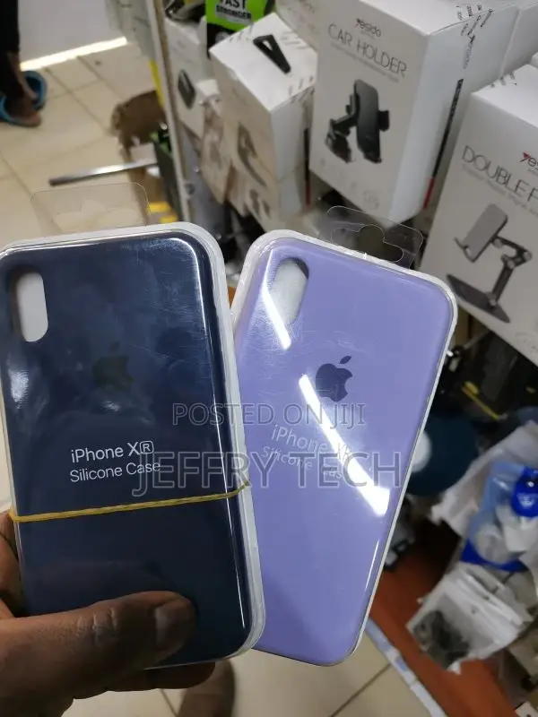 iPhone X/Xs Black Silicone Case
