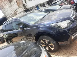 Subaru Forester 2.0XT Premium AWD 2017 Blue